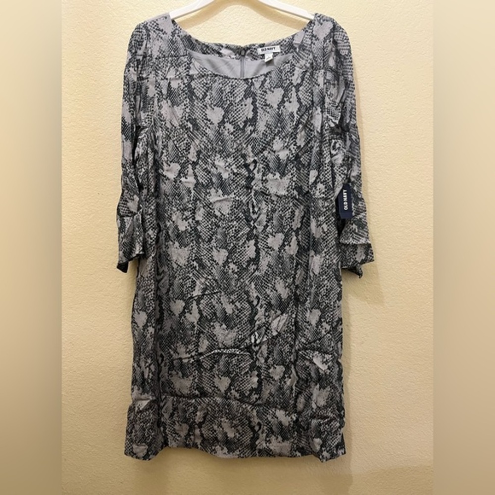 Old Navy Gray and Black Snake Print Dress
